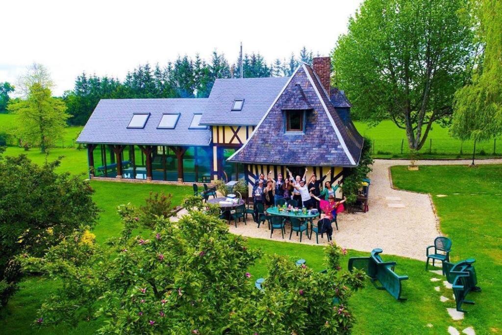 Domaine Du Bois L'Abbe Vila Épaignes Exterior foto