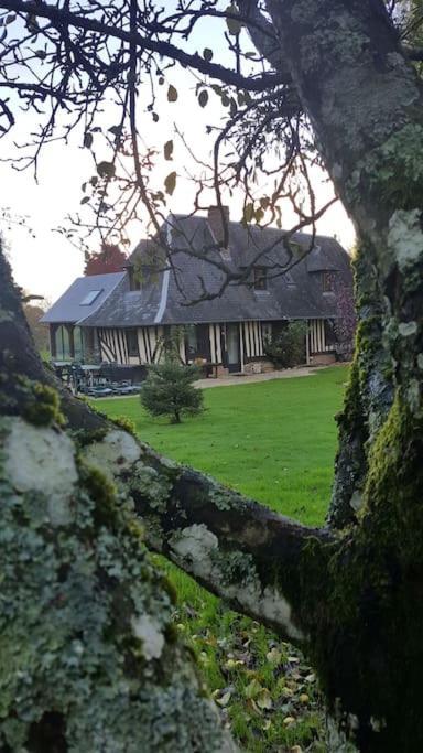 Domaine Du Bois L'Abbe Vila Épaignes Exterior foto